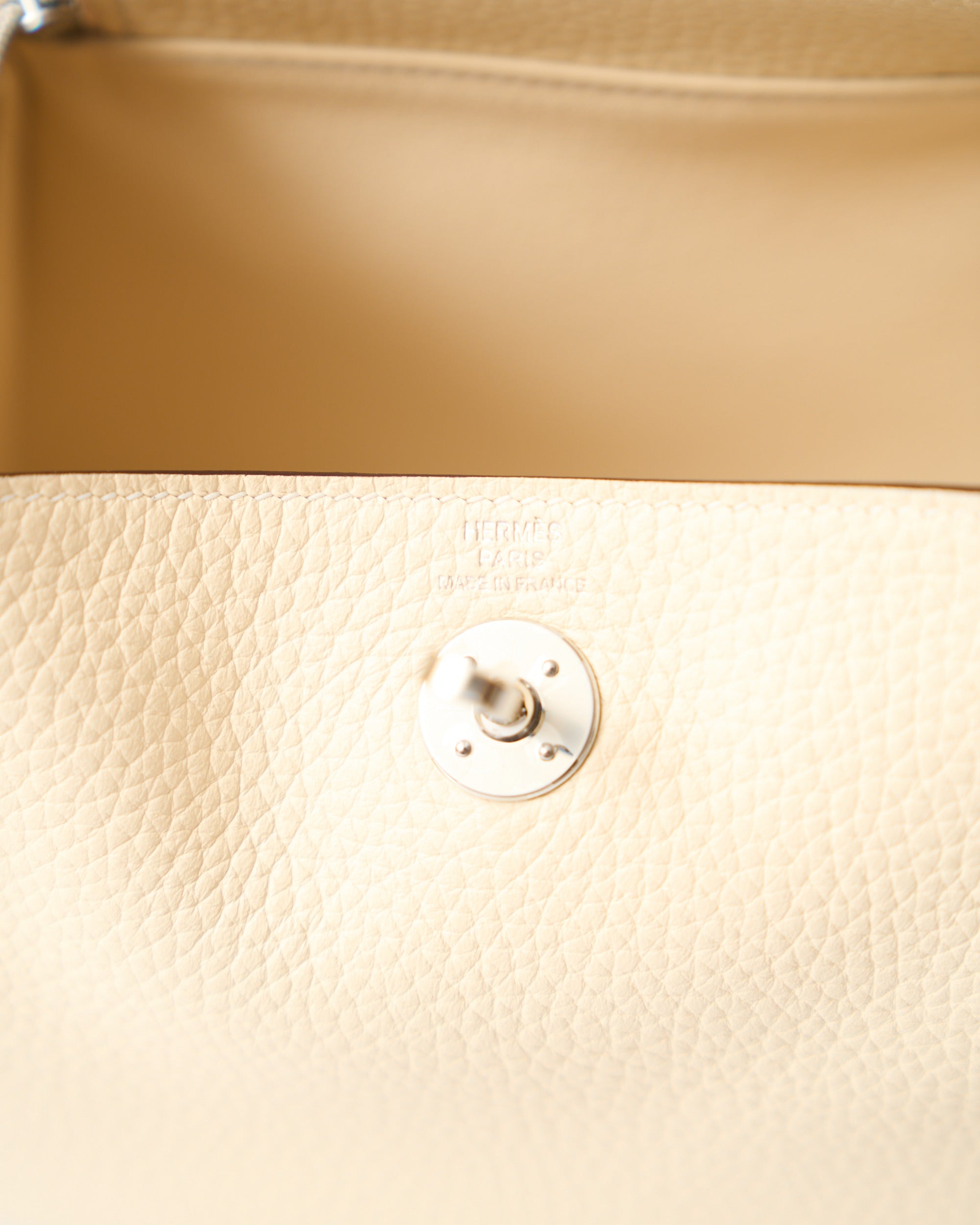 Hermès Mini Lindy 16 Nata Clemence PHW