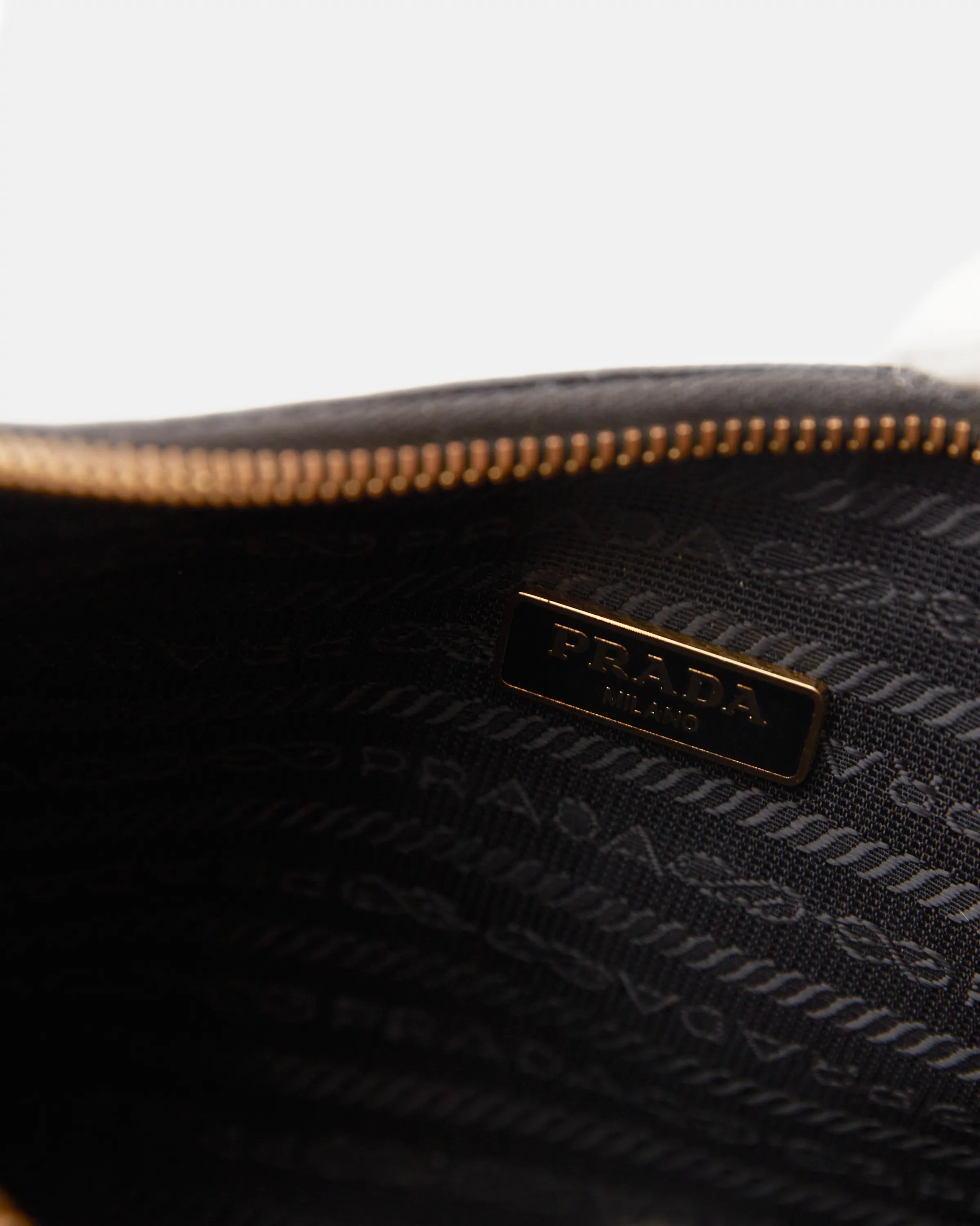Prada Reedition 2005 Black Saffiano