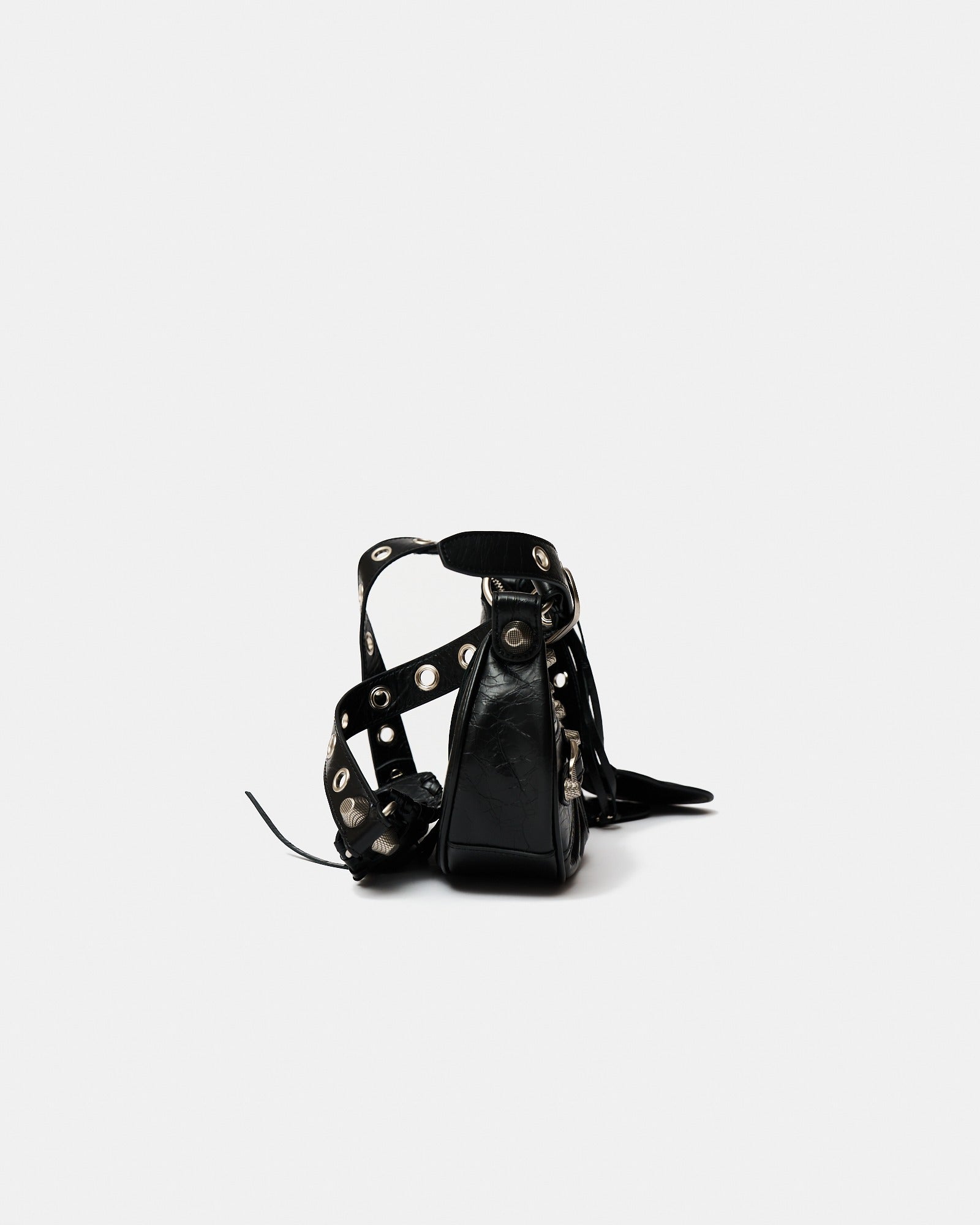 Balenciaga Le Cagole XS Shoulder bag in Black color and Lambskin Leather in PHW 