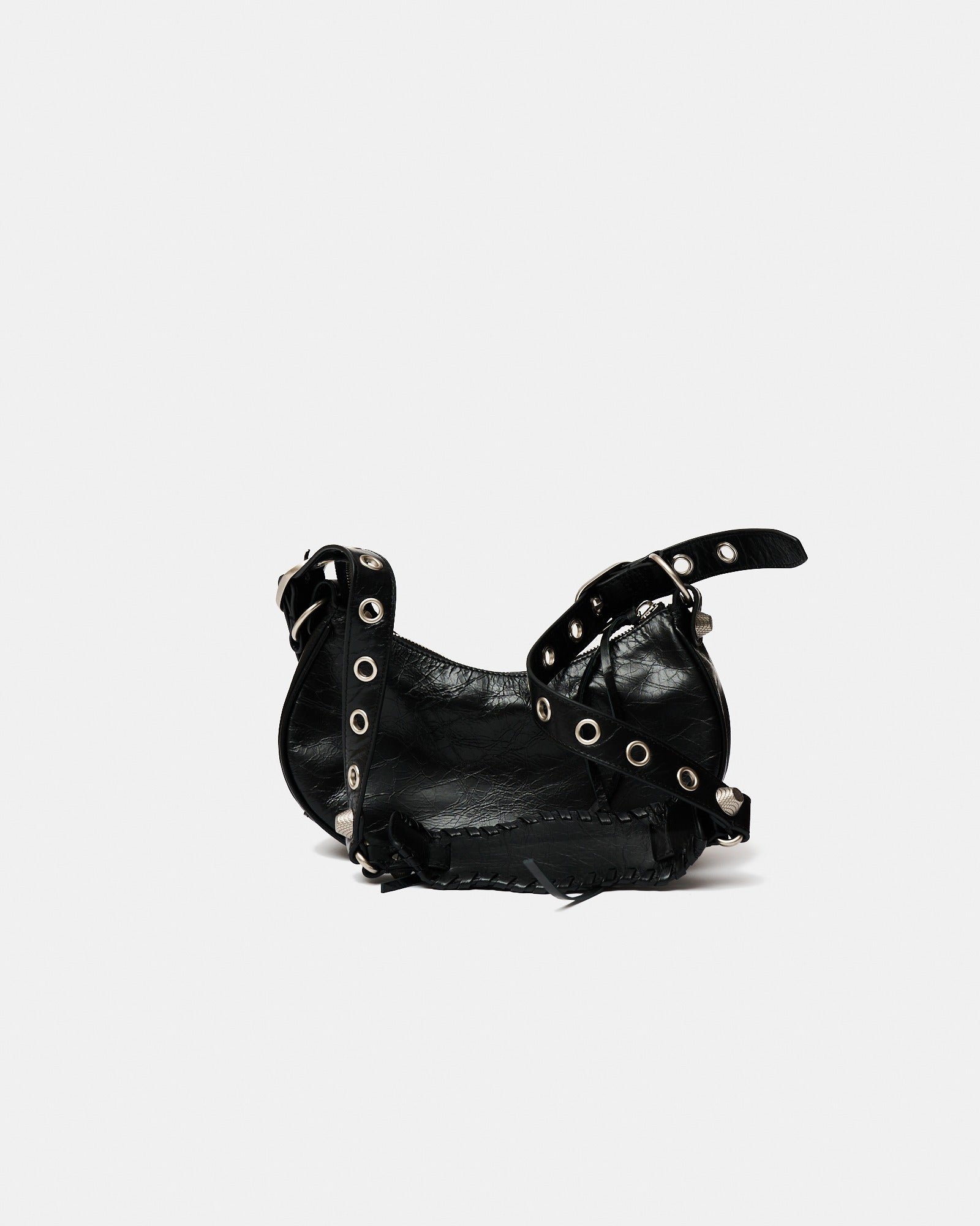 Balenciaga Le Cagole XS Shoulder bag in Black color and Lambskin Leather in PHW 
