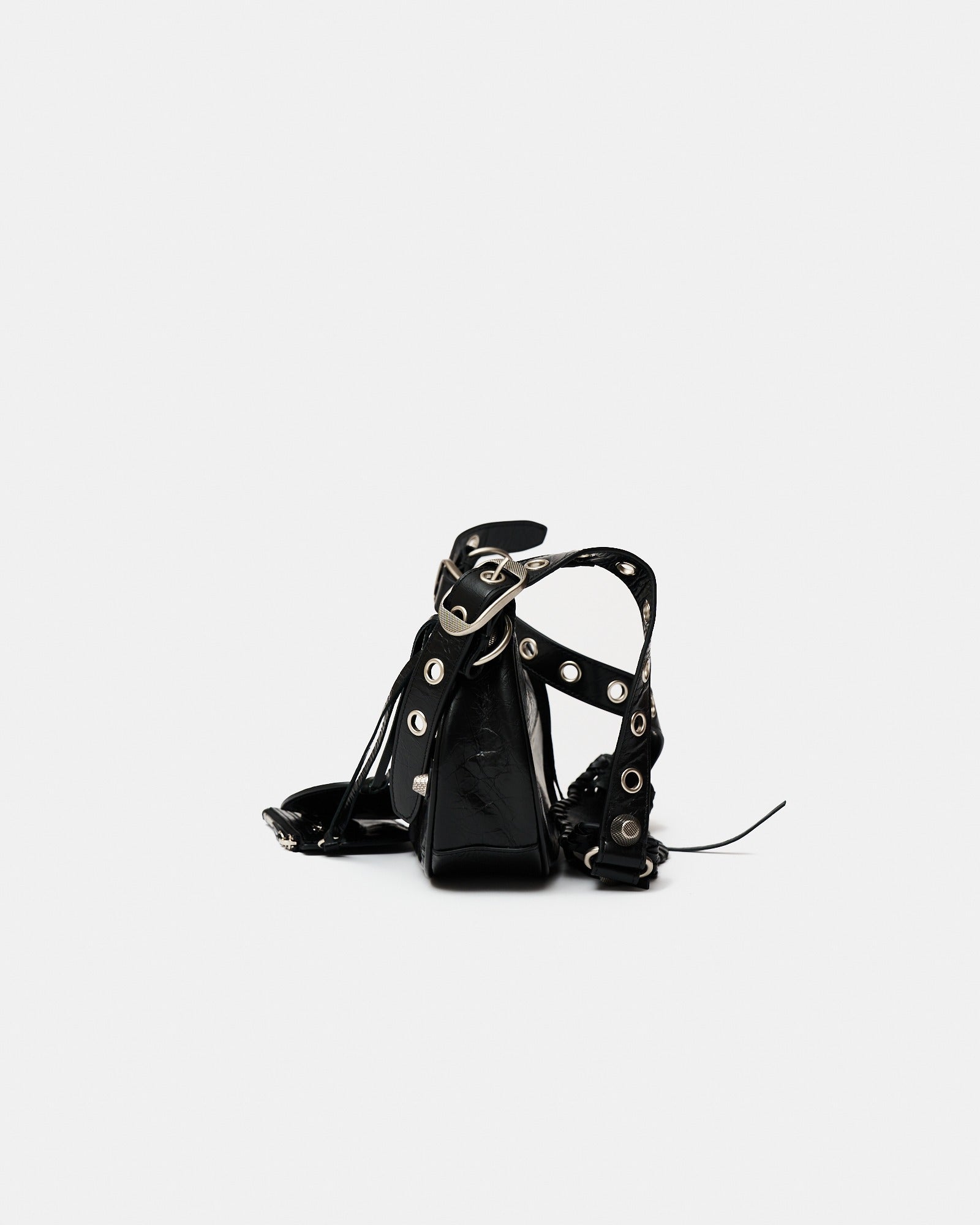 Balenciaga Le Cagole XS Shoulder bag in Black color and Lambskin Leather in PHW 