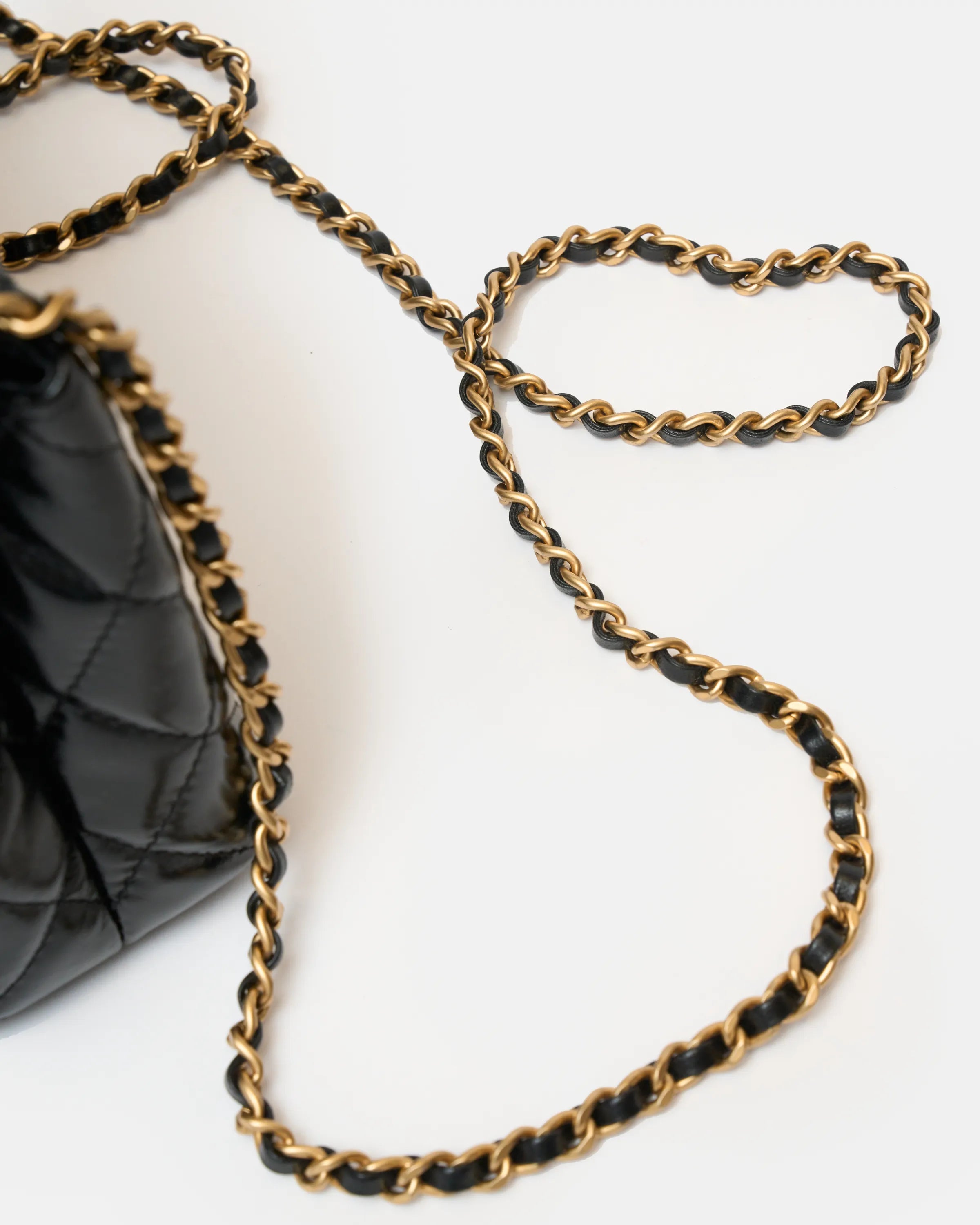 Chanel Mini Kelly crossbody bag in black color and Calfskin leather in GHW