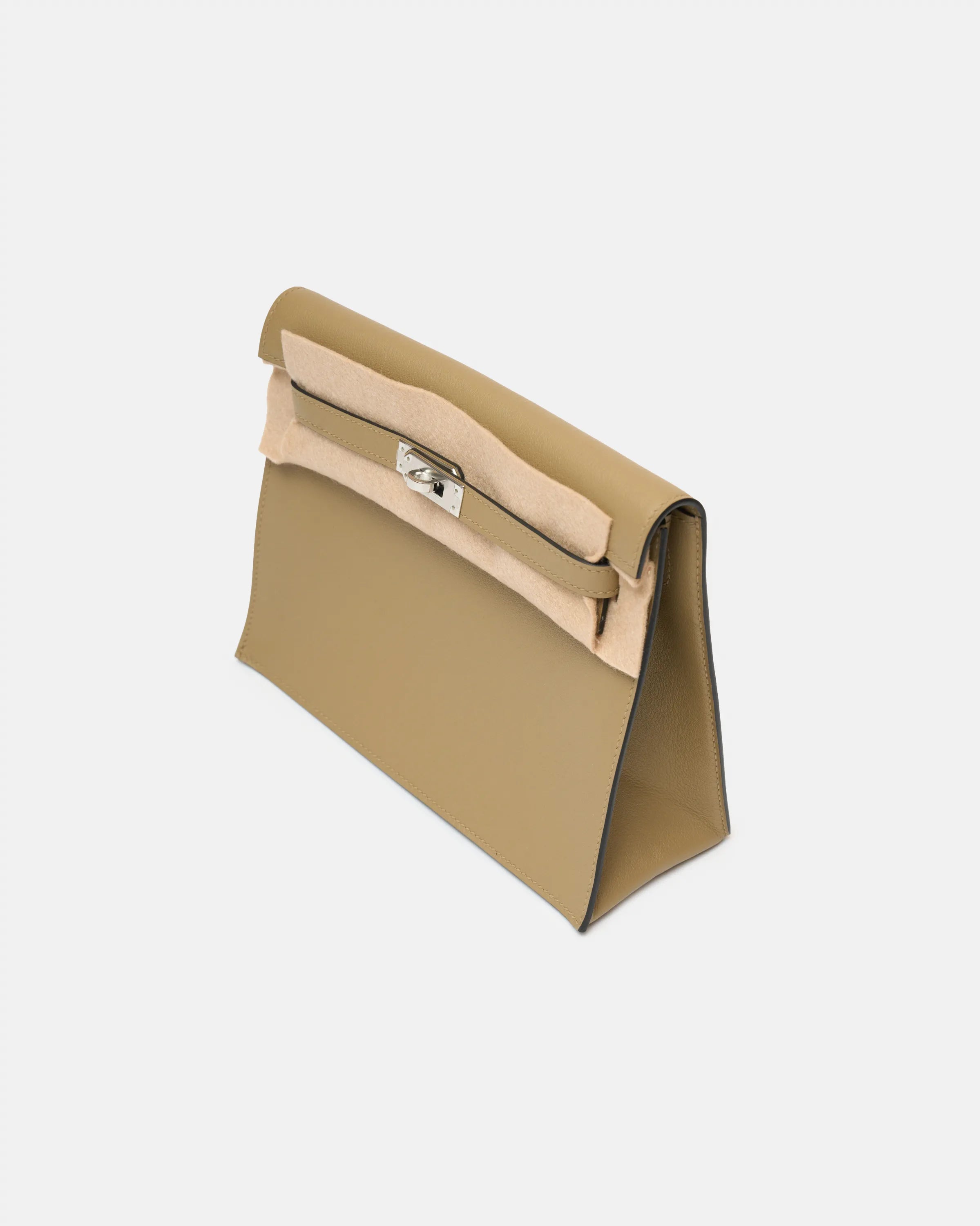 Hermès kelly danse crossbody in trench color and Swift leather in PHW