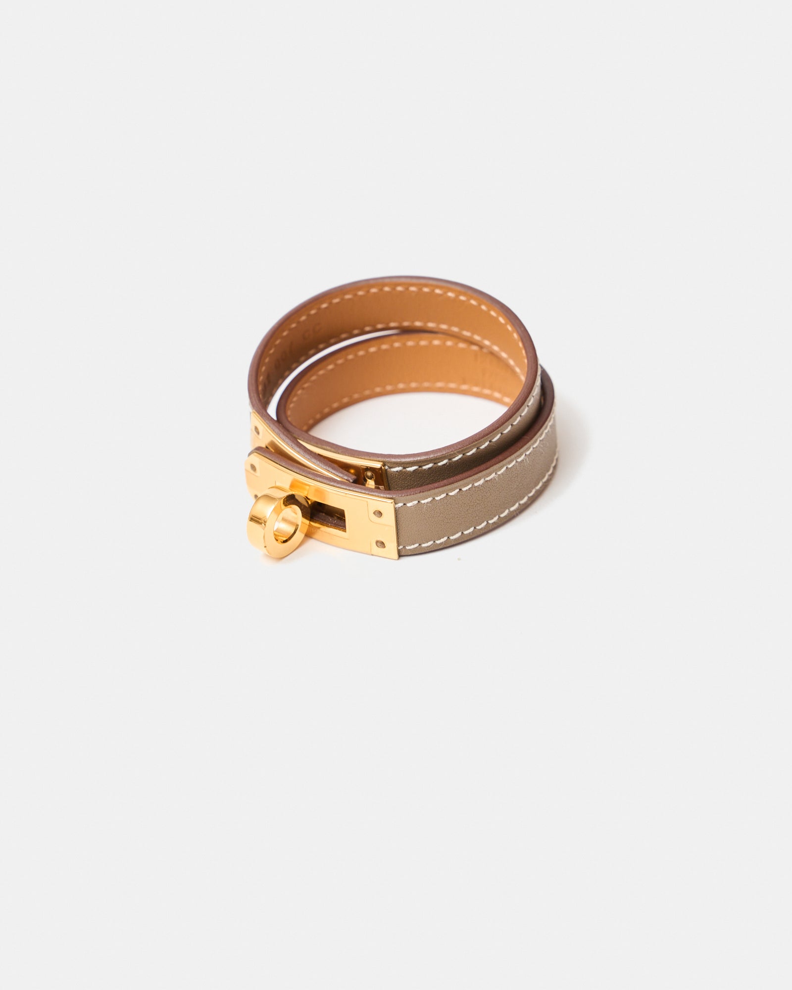 Hermès Mini kelly double tour bracelet in etoupe color and swift leather in GHW 