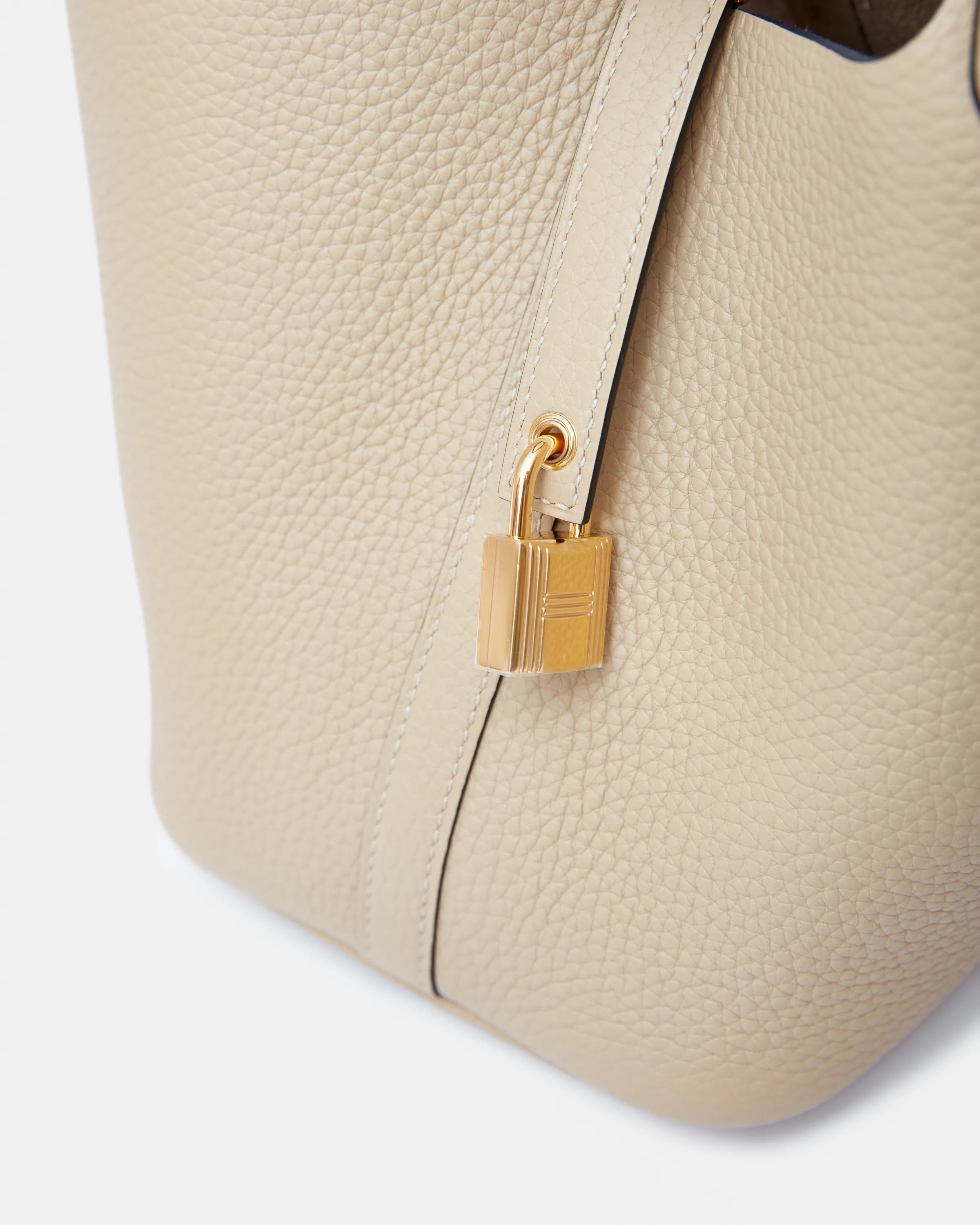 Hermès Mini Picotin 18 bucket bag in Trench color and Clemence leather in GHW