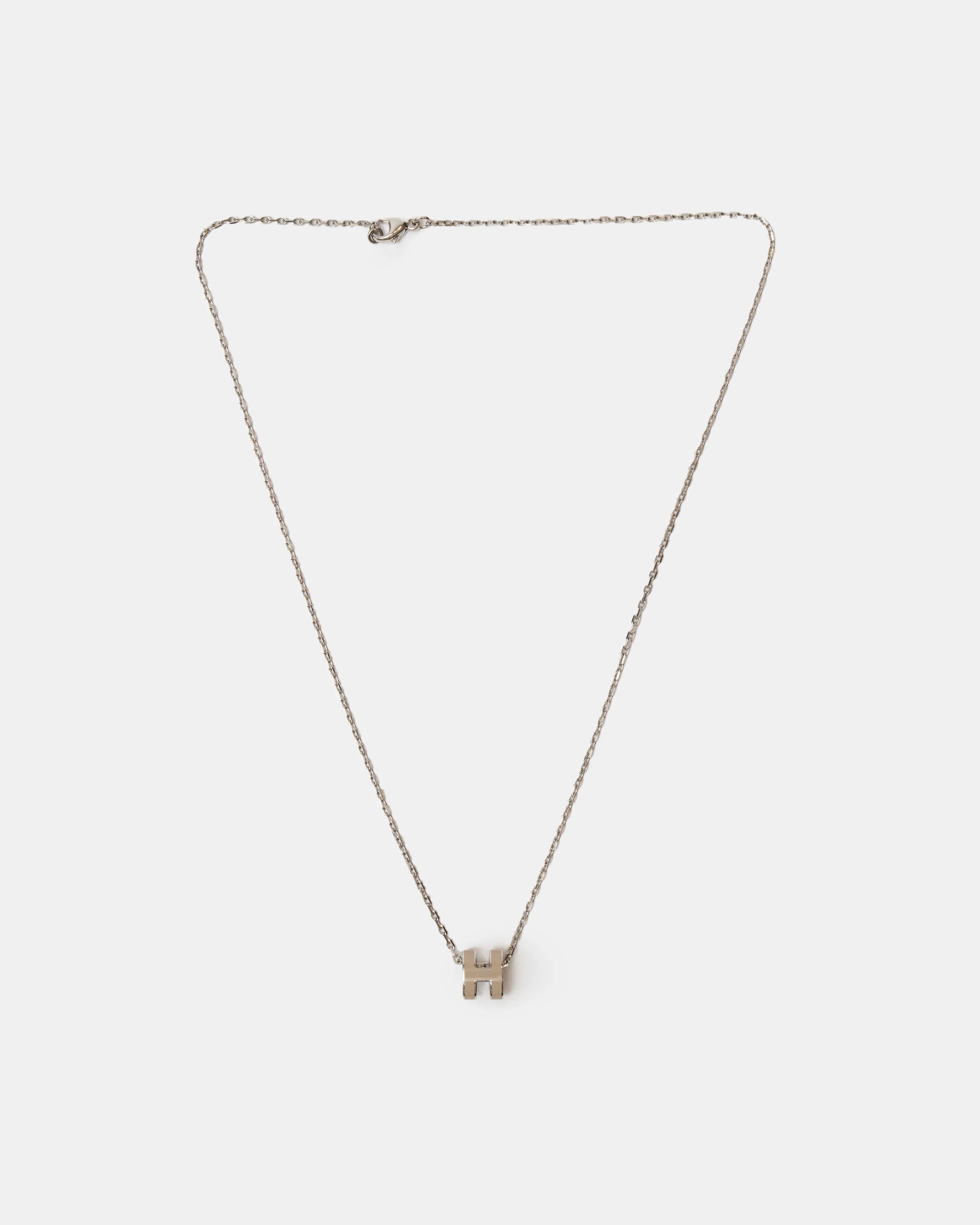 Hermès Mini Pop H necklace in beige color and PHW